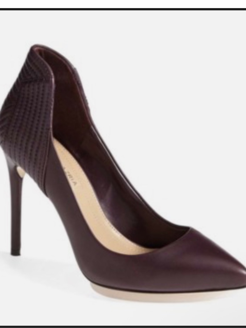 BCBG Maxazria leather Color purple Pumps